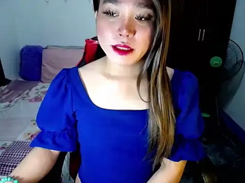 Snapshot of Urassiansweetcummer chatting on 11, 10, 2025 Urassiansweetcummer online show from 11, 10, 2025