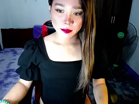 Snapshot of Urassiansweetcummer chatting on 15, 11, 2025 Urassiansweetcummer online show from 15, 11, 2025