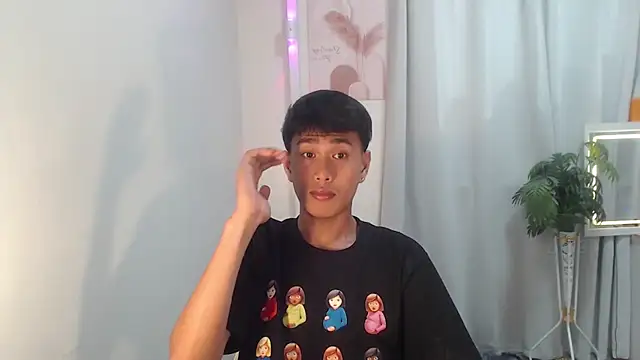 shokolet 2001 online show from 11, 2, 2026