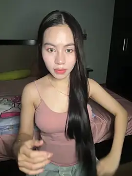 Snapshot of -katinat- chatting on 8, 10, 2025 -katinat- online show from 8, 10, 2025