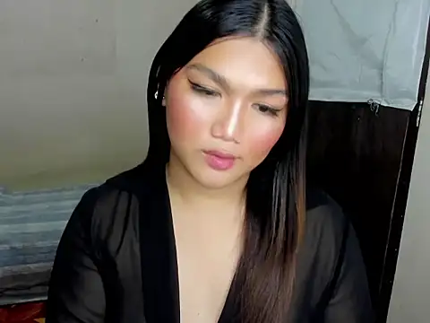 Lou heart online show from 22, 10, 2025