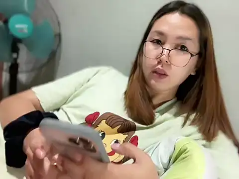 Snapshot of Sweetfucking_Alice chatting on 23, 3, 2026 Sweetfucking Alice online show from 23, 3, 2026