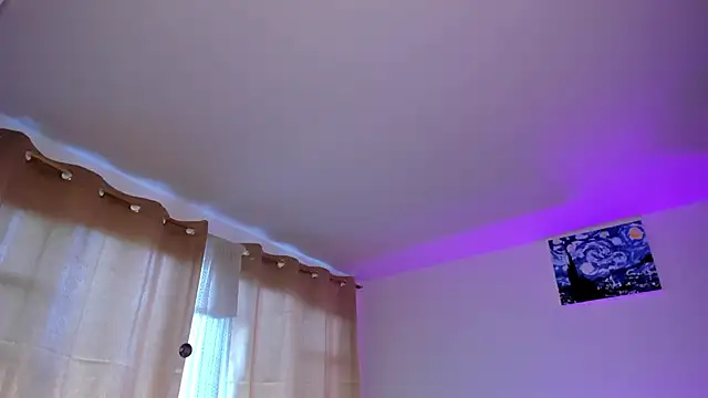 Snapshot of Shophie_thoopson chatting on 28, 10, 2025 Shophie thoopson online show from 28, 10, 2025