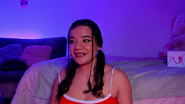 Shophie thoopson online show from 28, 3, 2026