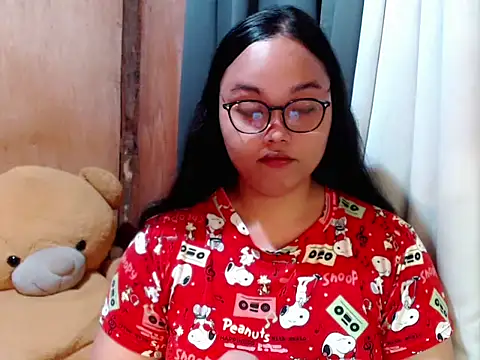  Lylia online show from 4, 2, 2026