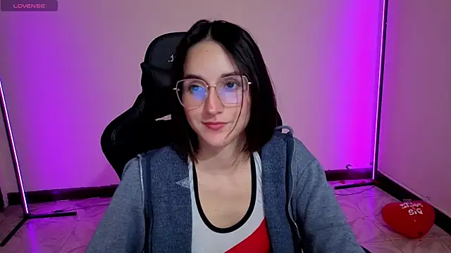 MiaLozanox online show from 30, 9, 2025