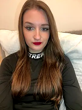 AdelinaEmber online show from 8, 10, 2025