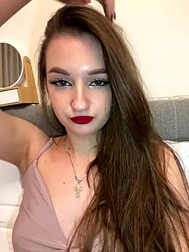 AdelinaEmber online show from 6, 11, 2025