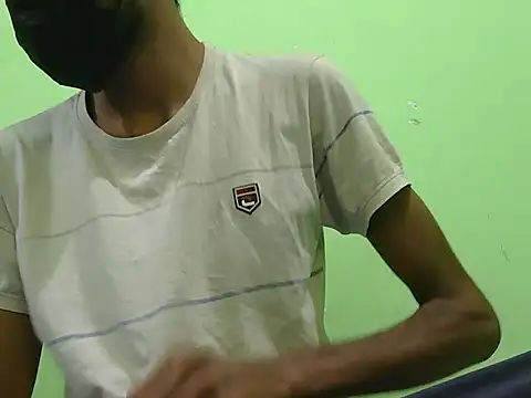 Snapshot of rockyy23boy chatting on 11, 10, 2025 rockyy23boy online show from 11, 10, 2025