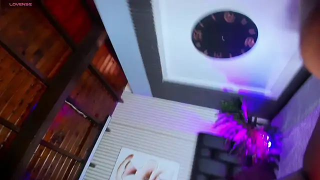 AriebonyBrooke online show from 12, 3, 2026