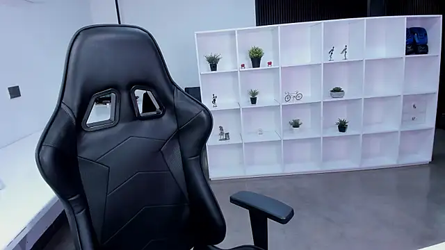 Snapshot of megan_bigboobs_ chatting on 5, 11, 2025 megan bigboobs online show from 5, 11, 2025