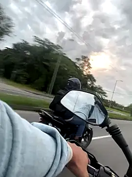 Snapshot of megan_bigboobs_ chatting on 19, 11, 2025 megan bigboobs online show from 19, 11, 2025