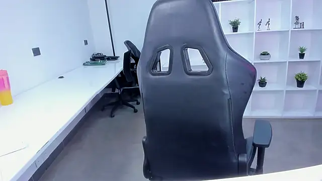 Snapshot of megan_bigboobs_ chatting on 22, 11, 2025 megan bigboobs online show from 22, 11, 2025