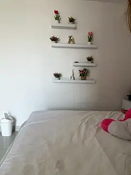 Snapshot of Nikii__ chatting on 15, 10, 2025 Nikii online show from 15, 10, 2025