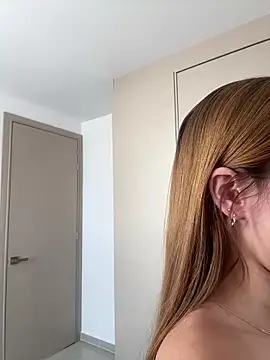 Nikii   online show from 5, 3, 2026