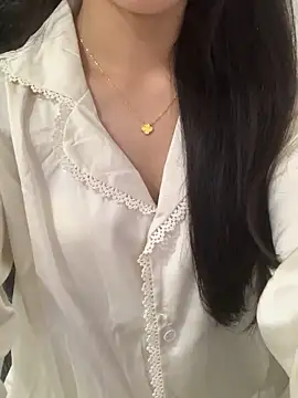 Snapshot of JennyQueen18 chatting on 15, 10, 2025 JennyQueen18 online show from 15, 10, 2025