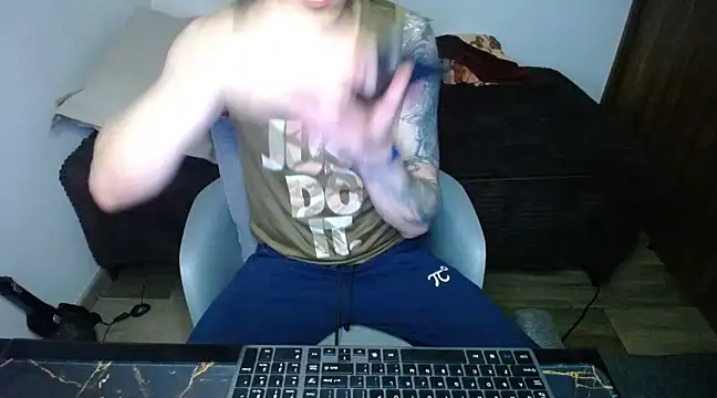 bossking017 online show from 28, 2, 2025