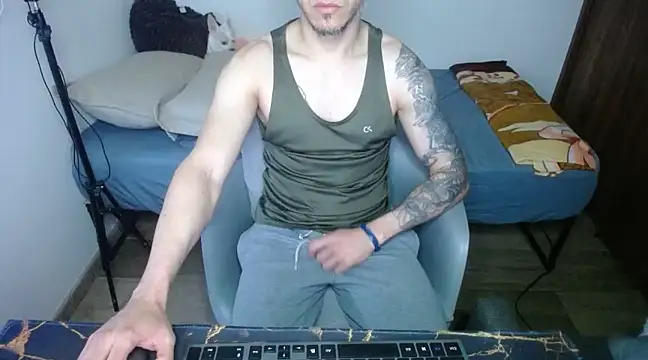 bossking017 online show from 12, 3, 2025