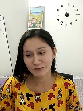 Snapshot of anne_smithe chatting on 23, 11, 2025 anne smithe online show from 23, 11, 2025