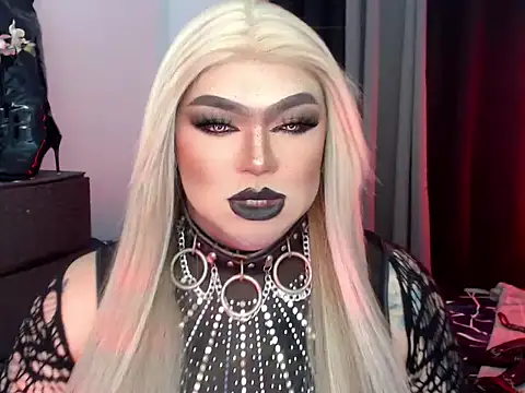 Snapshot of michellevixen922 chatting on 28, 10, 2025 michellevixen922 online show from 28, 10, 2025