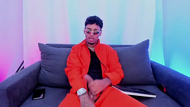 Thiagoferreti online show from 1, 11, 2025