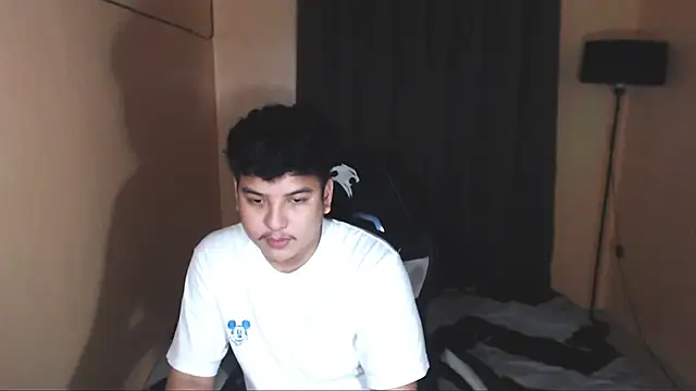 Snapshot of Prince_Killian chatting on 22, 9, 2025 Prince Killian online show from 22, 9, 2025