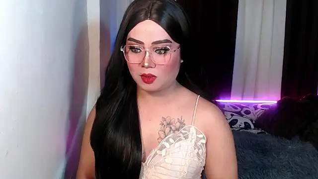 Snapshot of YourSweet-mich chatting on 8, 2, 2026 YourSweet-mich online show from 8, 2, 2026