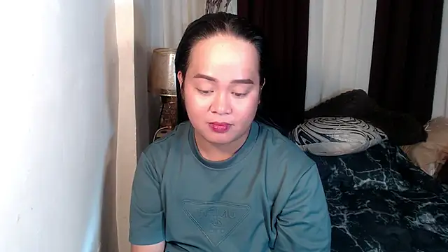 Snapshot of YourSweet-mich chatting on 24, 2, 2026 YourSweet-mich online show from 24, 2, 2026