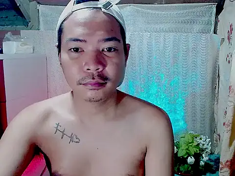 Snapshot of MANIACasianX chatting on 22, 10, 2025 MANIACasianX online show from 22, 10, 2025