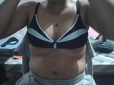 Snapshot of xxHott_Lexi chatting on 21, 10, 2025 xxHott Lexi online show from 21, 10, 2025