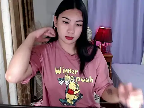 Snapshot of wild_flowerx chatting on 6, 11, 2025 wild flowerx online show from 6, 11, 2025