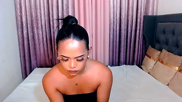 Snapshot of Lorainnelustts chatting on 28, 10, 2025 Lorainnelustts online show from 28, 10, 2025