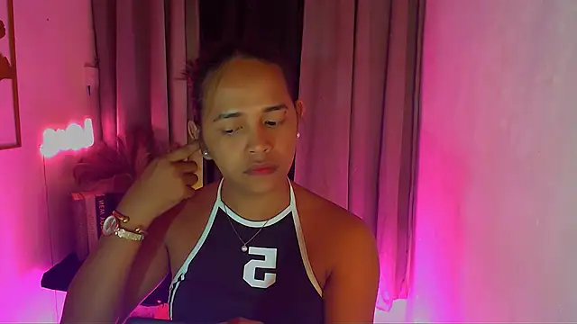 Lorainnelustts online show from 14, 1, 2026