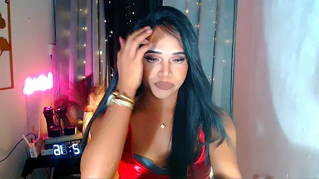 Lorainnelustts online show from 27, 2, 2026