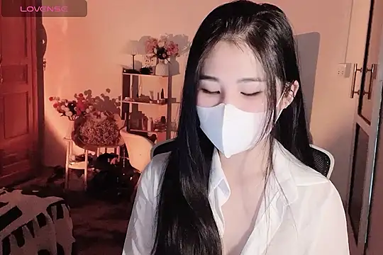 Snapshot of ___Daisy___ chatting on 8, 10, 2025 Daisy online show from 8, 10, 2025