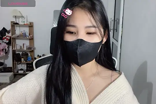 Snapshot of ___Daisy___ chatting on 18, 11, 2025 Daisy online show from 18, 11, 2025