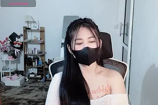 Snapshot of ___Daisy___ chatting on 20, 11, 2025 Daisy online show from 20, 11, 2025