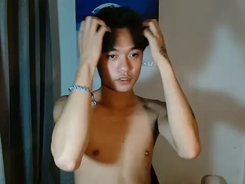 ur little secret online show from 15, 12, 2025