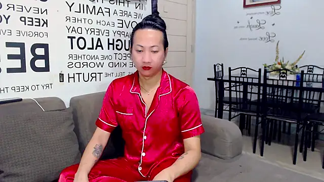 Snapshot of LovelyQueen69 chatting on 25, 2, 2026 LovelyQueen69 online show from 25, 2, 2026