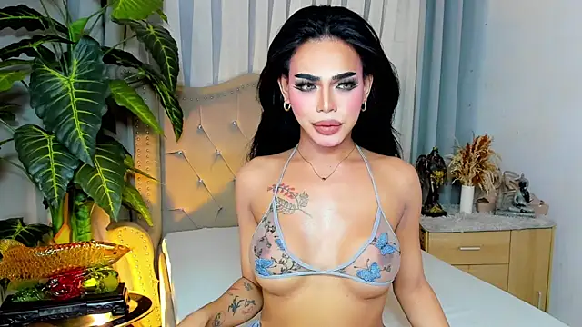 MochaliciousTransOnTop online show from 10, 1, 2026