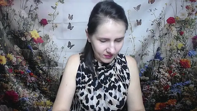 KarinaSwann online show from 11, 9, 2025
