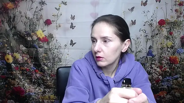 KarinaSwann online show from 1, 10, 2025