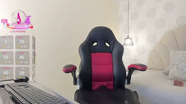 Snapshot of IVONNEPARKER6 chatting on 20, 9, 2025 IVONNEPARKER6 online show from 20, 9, 2025