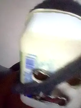 Snapshot of OnlyMoneyIwanT chatting on 30, 9, 2025 OnlyMoneyIwanT online show from 30, 9, 2025