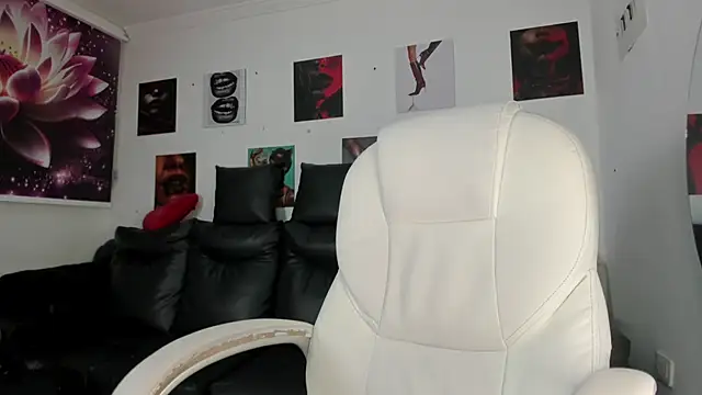 Snapshot of valkyria_12 chatting on 15, 3, 2026 valkyria 12 online show from 15, 3, 2026