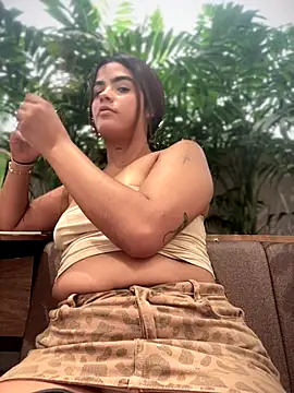 Kaily Sweet16 online show from 31, 10, 2025