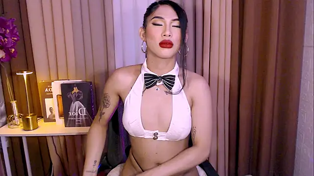 Megan sativa online show from 21, 11, 2025