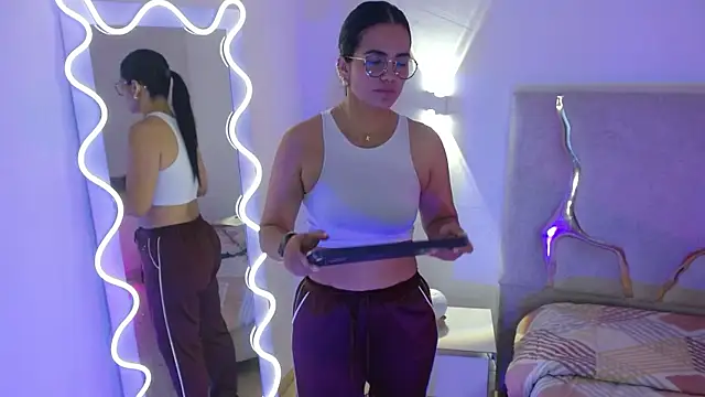 Rosalind tay online show from 9, 1, 2026