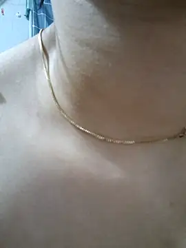 Suna Lina online show from 17, 10, 2025