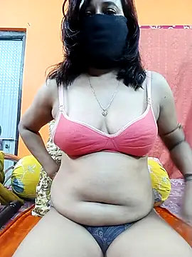 Snapshot of Hotpuja25 chatting on 9, 11, 2025 Hotpuja25 online show from 9, 11, 2025